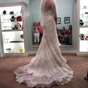 Essence of Australia size 12 unalter Wedding Dress